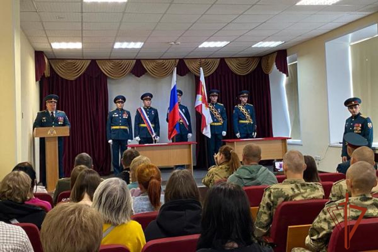 Новобранцы Росгвардии приняли присягу в Омске 