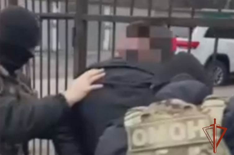 Спецназ Росгвардии оказал содействие пограничному управлению ФСБ в пресечении незаконного сбыта табачной продукции в Омской области