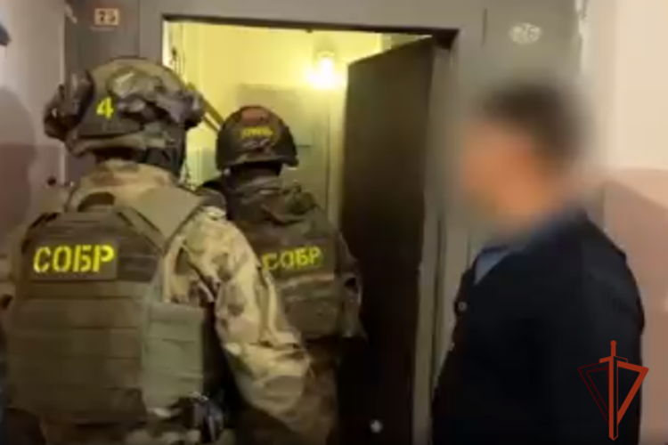 При силовой поддержке СОБР Росгвардии пресечена противоправная деятельность фирмы, занимавшейся ремонтом бытовой техники в Омске