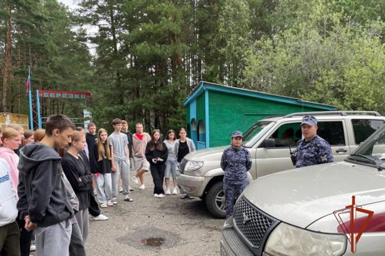 Всероссийская ведомственная акция «Каникулы с Росгвардией» продолжается в Омской области