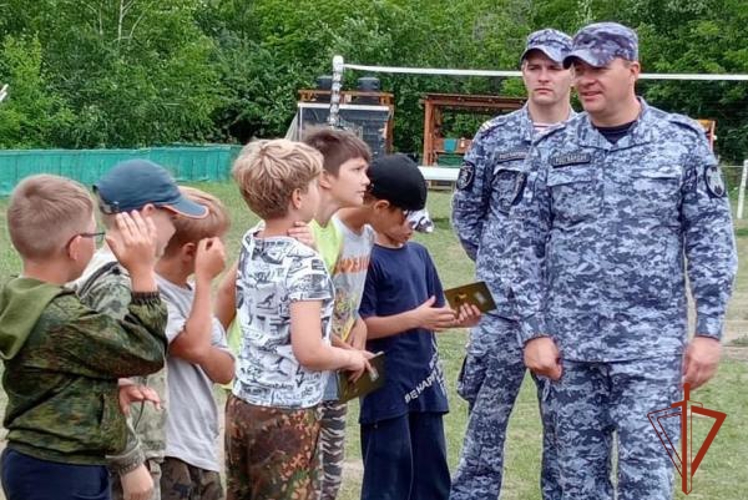 Всероссийская ведомственная акция «Каникулы с Росгвардией» продолжается в Омской области