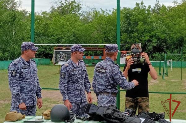 Всероссийская ведомственная акция «Каникулы с Росгвардией» продолжается в Омской области
