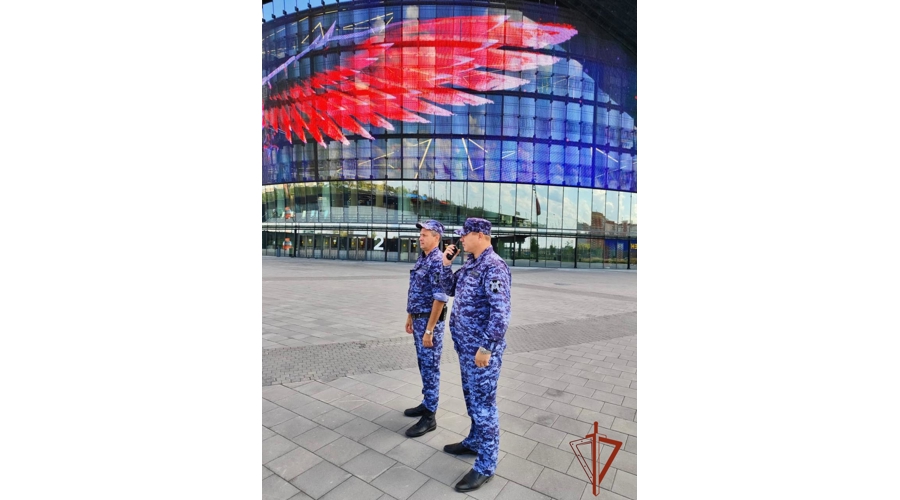  Общественную безопасность и правопорядок обеспечила Росгвардия на матчах КХЛ в Омске