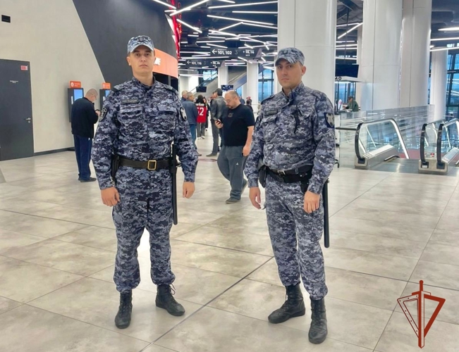 Общественную безопасность и правопорядок обеспечила Росгвардия на матчах КХЛ в Омске