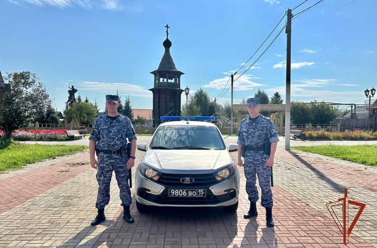 В Омской области сотрудники Росгвардии пресекли опасное движение  автомобиля под управлением несовершеннолетнего 