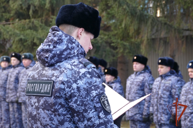 В Омске отметили 73-летие вневедомственной охраны: награды, присяга и память о герое