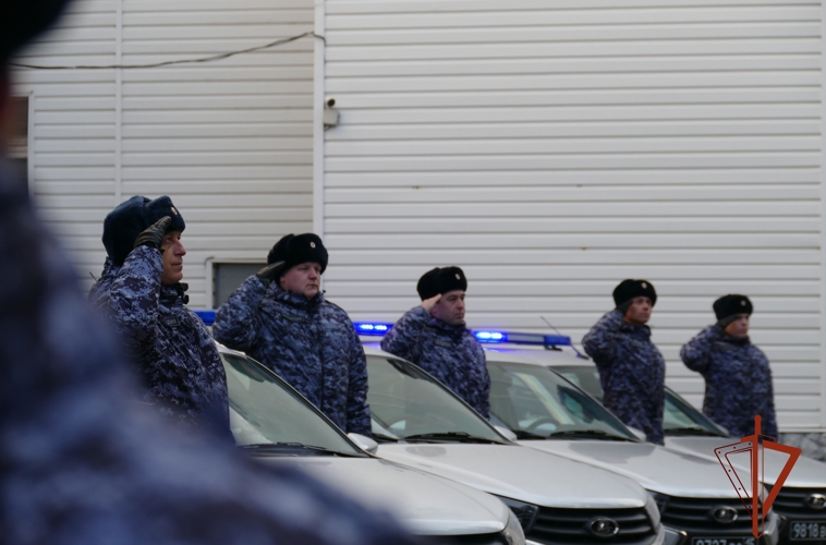 В Омске отметили 73-летие вневедомственной охраны: награды, присяга и память о герое