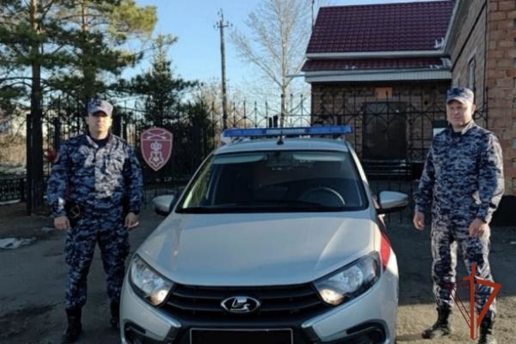Сотрудники Росгвардии пресекли опасное движение автомобиля под управлением нетрезвого водителя в Омской области