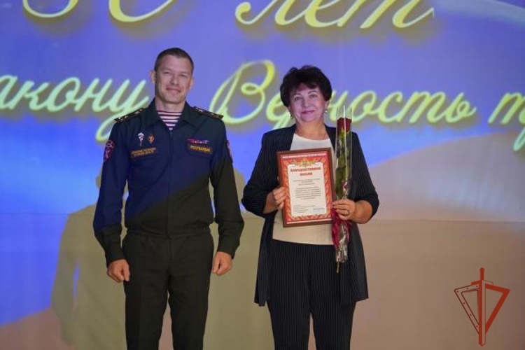 80 лет службе и профессионализму: полковник Евгений Федюшин на юбилейном мероприятии Омской академии МВД