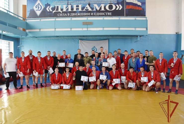 Военнослужащие Росгвардии стали призерами на чемпионате по самбо регионального  общества «Динамо» в Омске