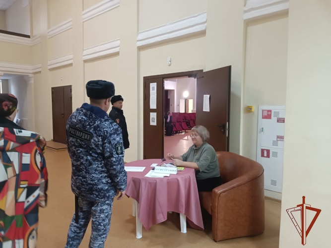 Росгвардейцы обеспечили правопорядок на массовых мероприятиях в Омской области