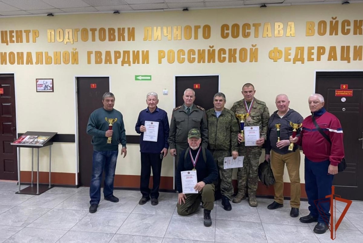 В омской воинской части Росгвардии подвели итоги соревнований по стрельбе из пневматической винтовки