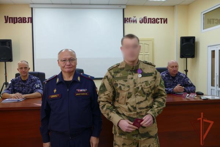 Сотрудники ОМОН «Штурм» Росгвардии удостоены государственных наград в Омске