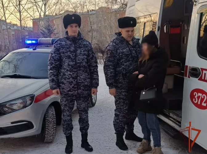 Сотрудники Росгвардии спасли девушку от необдуманного поступка в Омске