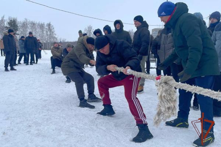 На лыжной базе «Березовая» в Омске прошел семейно-спортивный праздник для военнослужащих Росгвардии и членов их семей