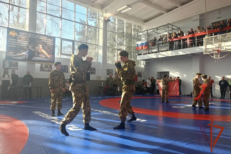 Военнослужащий Росгвардии организовал детские спортивные соревнования в Омске, в поддержку участников СВО