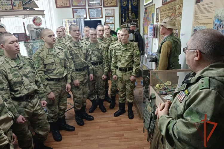 Военнослужащие омской воинской части Росгвардии посетили музей «Ветеранов Афганистана и локальных конфликтов»