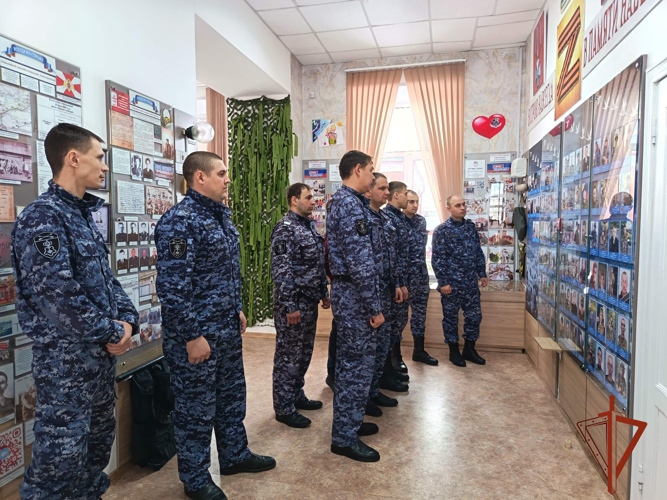В Омской области сотрудники Росгвардии посетили Историко-краеведческий музей