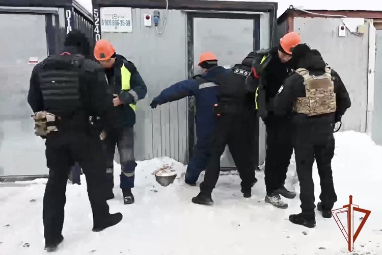 В Омске при содействии спецназа Росгвардии проведено оперативно-профилактическое мероприятие «Жилой сектор»