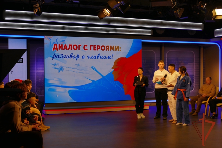 Военнослужащий Росгвардии стал гостем программы «Диалог с героями» в эфире регионального телеканала в Омске