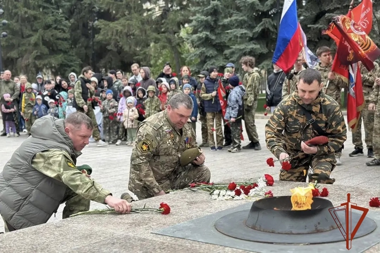 Военнослужащие омской воинской части Росгвардии приняли участие в патриотической акции «Марш Победы»
