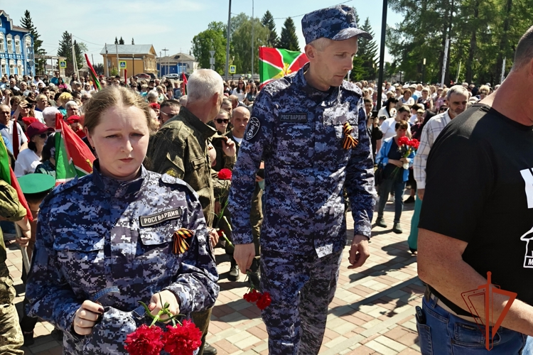 Сотрудники Росгвардии приняли участие в открытии мемориального комплекса погибшим военнослужащим