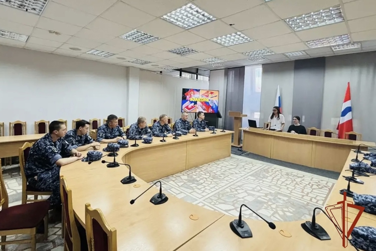 Росгвардейцы приняли участие в интеллектуальной викторине «Моя игра», посвященной Дню России 