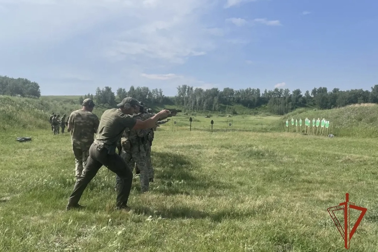 В Омске состоялся учебно-методический сбор с инструкторами учебных воинских частей и спецподразделений Сибирского ордена Жукова округа Росгвардии