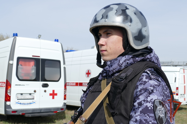 Сотрудники Росгвардии обеспечили безопасность  бригад скорой медицинской помощи в Омске