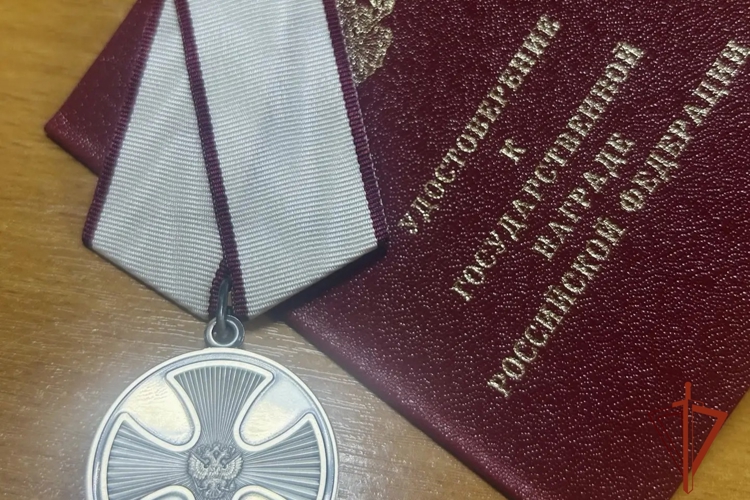 Сотрудник Росгвардии Омска награжден медалью «За спасение погибавших»
