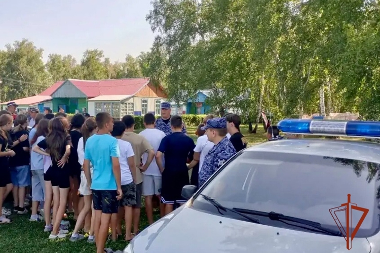 Всероссийская акция «Каникулы с Росгвардией» продолжается в Омской области