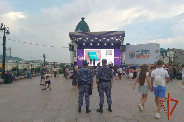 Росгвардейцы приняли участие в обеспечении правопорядка на культурно-массовых мероприятиях в г.Омске и Омской области