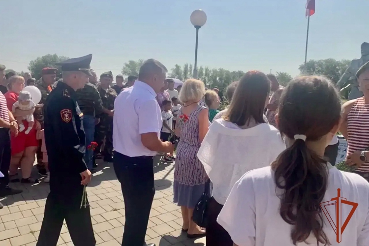 Росгвардейцы приняли участие в открытии памятника воинам внутренних войск в Омской области 