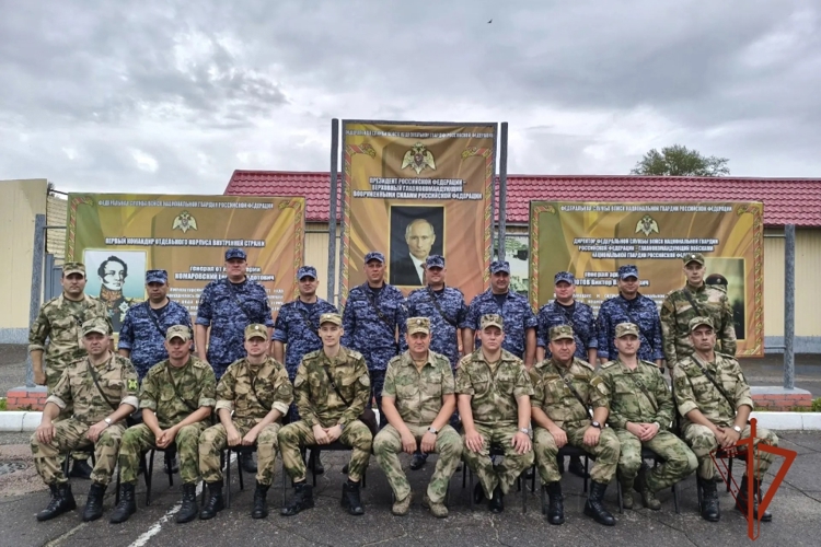 Учебно-методический сбор с начальниками автомобильных, бронетанковых служб Сибирского округа Росгвардии завершился в Омске