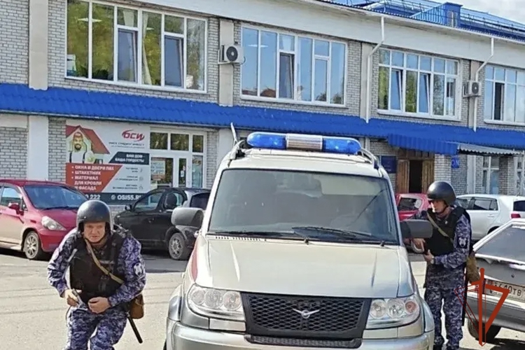 Росгвардейцы приняли участие во всероссийских учениях в образовательных учреждениях Омской области