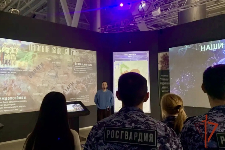 Росгвардейцы побывали на экскурсии в историческом парке «Россия — моя история»