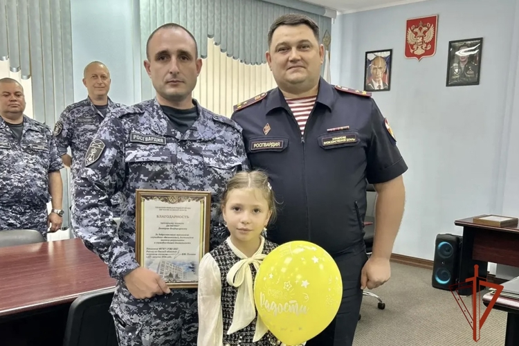 В Управления вневедомственной охраны поздравили будущих первоклассников с наступающим Днем знаний