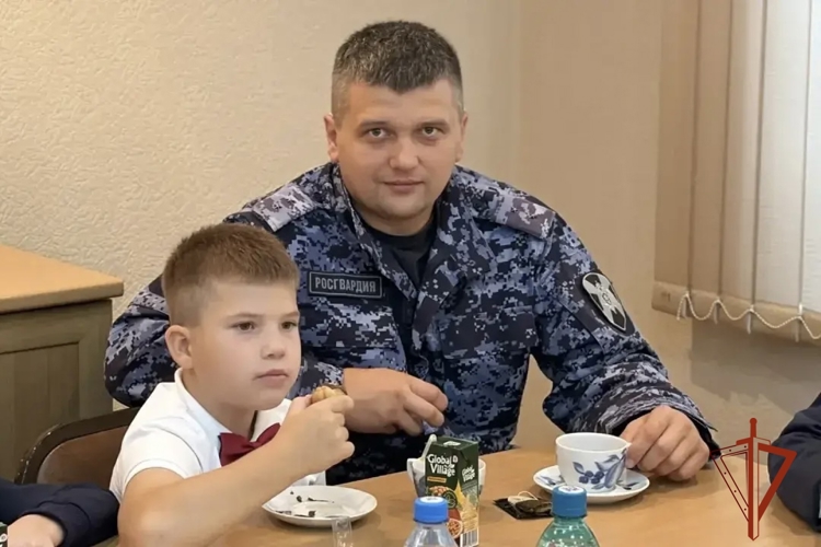 В Управления вневедомственной охраны поздравили будущих первоклассников с наступающим Днем знаний