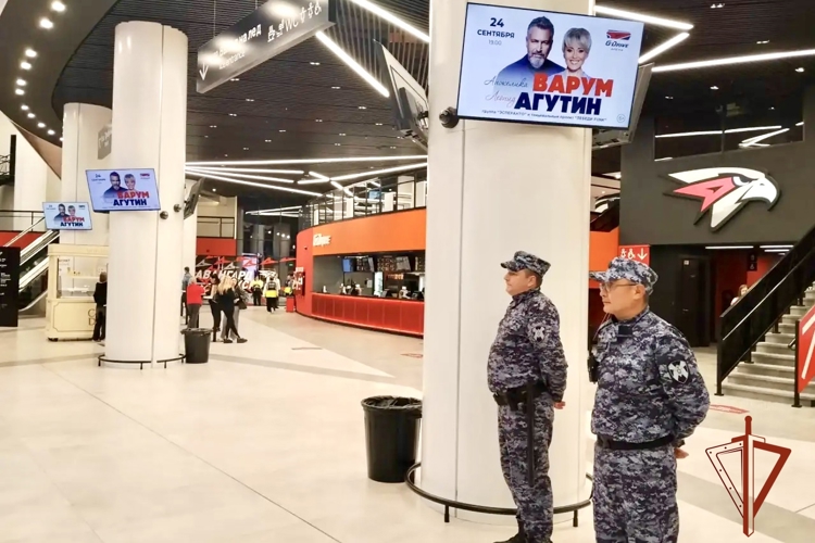 Росгвардейцы обеспечили правопорядок во время проведения концерта Анжелики Варум и Леонида Агутина