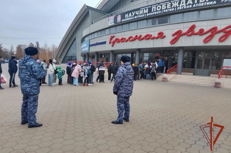 Росгвардейцы обеспечили безопасность на спортивных и культурных мероприятиях в Омской области